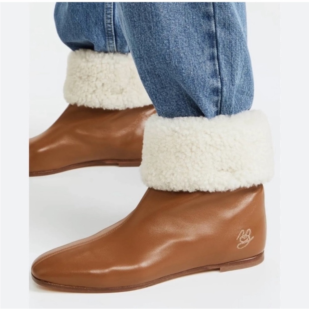 NEW Mansur Gavriel Cosy Boots in Carmel Lambskin Sheep Shearling Women's